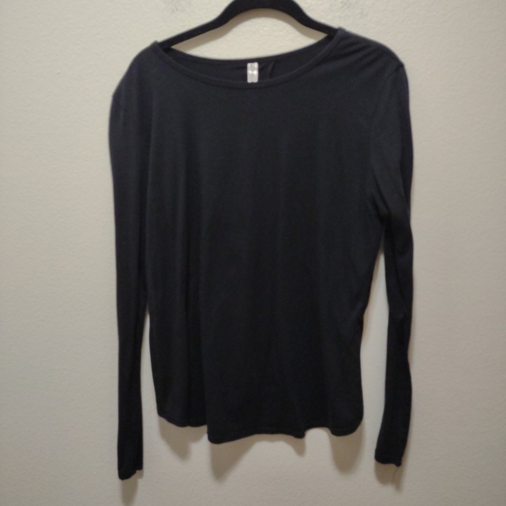 Fabletics Black Open Back Workout Long Sleeve Top Medium